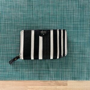 Fossil wallet